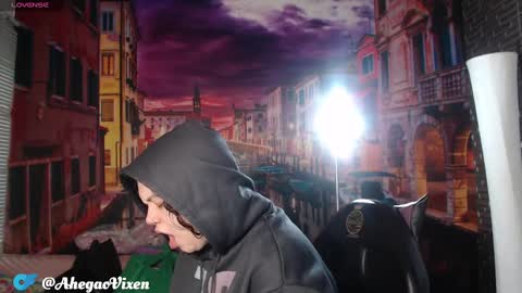 Ma -  online show from October 8, 2025, 9:12 pm