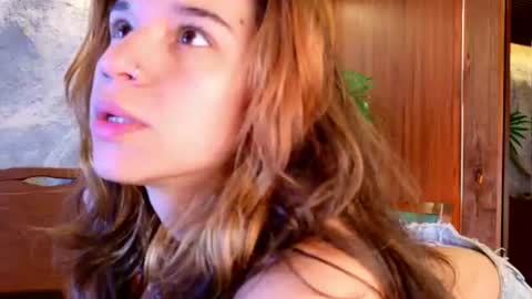 Snapshot of miiaa_cooper chatting on July 7, 2026, 4:22 pm CALL ME MIA online show from July 7, 2026, 4:22 pm