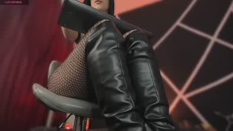 Snapshot of miiaa_stone chatting on June 14, 2026, 2:20 am miiaa stone online show from June 14, 2026, 2:20 am