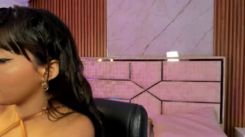 Mia Monroe online show from November 29, 2025, 3:31 am