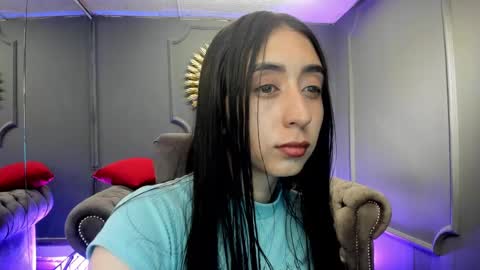 miilu  online show from December 10, 2024, 6:22 am