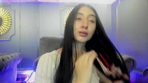 miilu  online show from February 5, 2025, 6:35 am