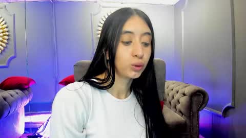 miilu  online show from February 15, 2025, 7:06 am