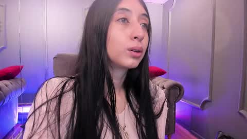 miilu  online show from February 18, 2025, 3:31 am