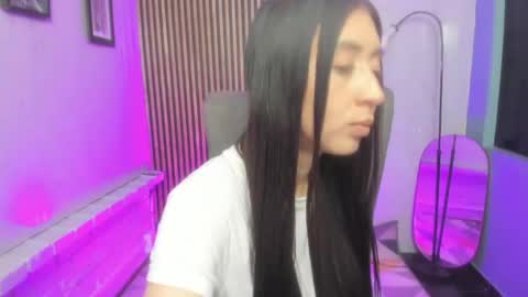 Snapshot of miilu__1 chatting on May 13, 2026, 3:59 am miilu online show from May 13, 2026, 3:59 am