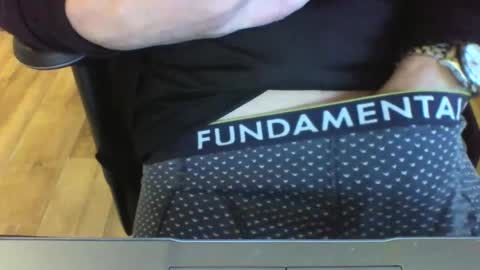 mik online show from December 23, 2024, 11:25 am