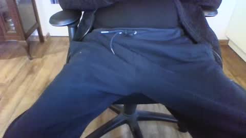 mik online show from February 10, 2025, 2:59 pm