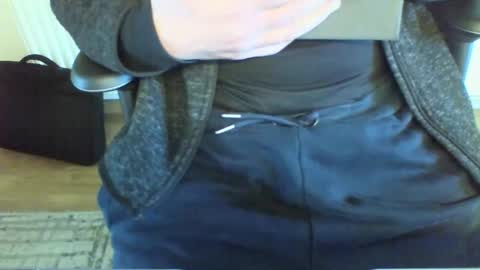 mik online show from March 3, 2025, 11:44 am