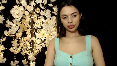 Mika online show from December 16, 2024, 7:00 pm