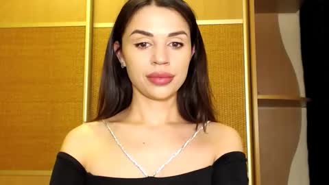 Mika online show from February 5, 2025, 1:22 pm