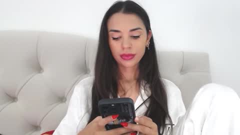 Mika online show from September 21, 2025, 11:34 am