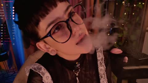 mika_moon_ online show from January 28, 2025, 5:11 am