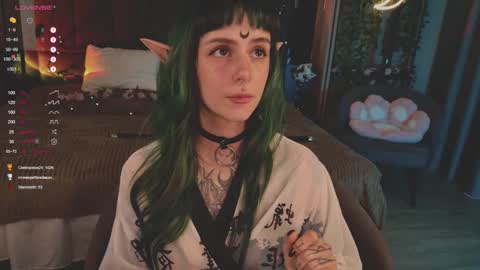 mika_moon_ online show from March 9, 2025, 11:14 am