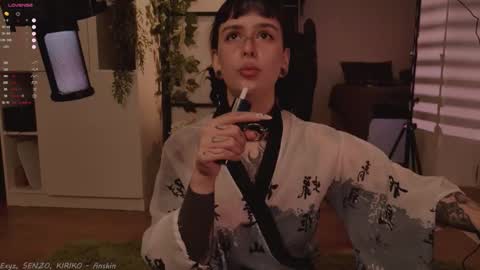 mika_moon_ online show from September 19, 2025, 5:46 pm