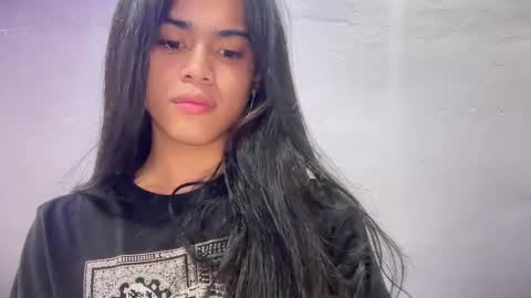 Snapshot of mika_pedersen chatting on September 16, 2025, 11:11 am mika_pedersen online show from September 16, 2025, 11:11 am