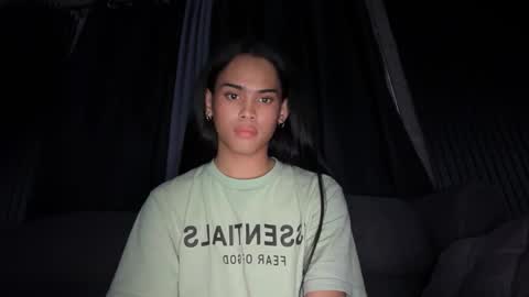 Snapshot of mika_pedersen chatting on December 1, 2025, 7:08 pm mika_pedersen online show from December 1, 2025, 7:08 pm