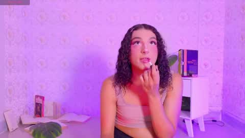 mika_velvet online show from June 4, 2026, 2:56 pm