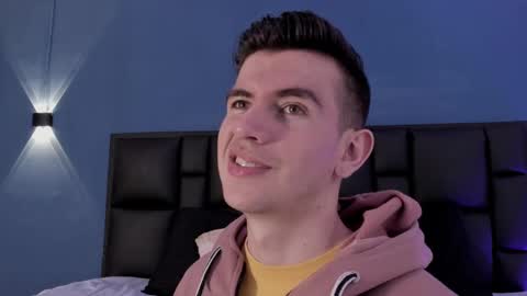 mikael online show from September 9, 2025, 4:45 am