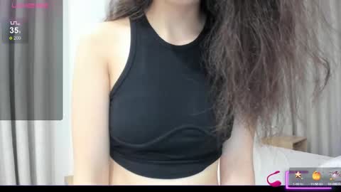 Miko now i live in Vietnam online show from December 11, 2024, 1:26 am