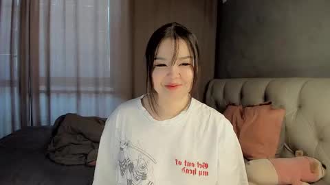 mikasssu online show from December 30, 2024, 8:32 am