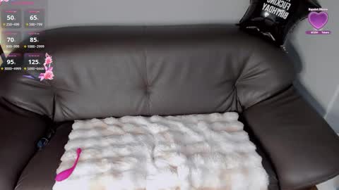 mikasssu online show from January 8, 2026, 1:46 pm