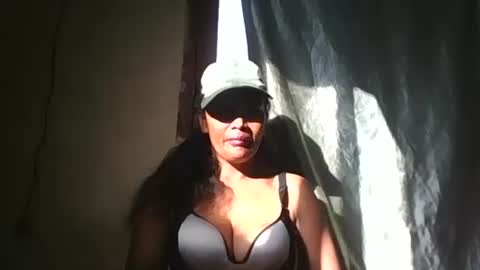 mikaya271700 online show from April 21, 2026, 4:19 am