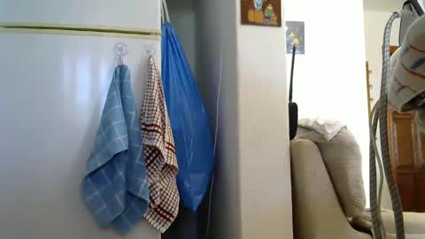 mike26051 online show from December 13, 2024, 12:17 pm