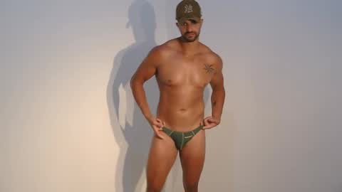 Snapshot of mike4fun99 chatting on May 22, 2026, 2:08 am mike online show from May 22, 2026, 2:08 am