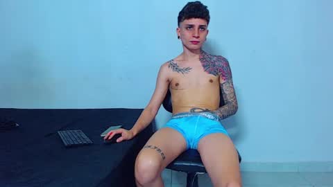 Mike IMDEPENDIENT MODEL online show from April 20, 2026, 2:20 pm