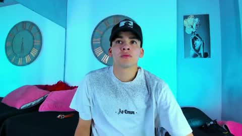 Mike 0233 online show from January 21, 2025, 4:32 am