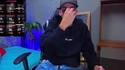 Mike 0233 online show from March 9, 2025, 4:27 am