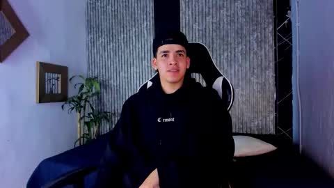 Mike 0233 online show from September 9, 2025, 4:45 am