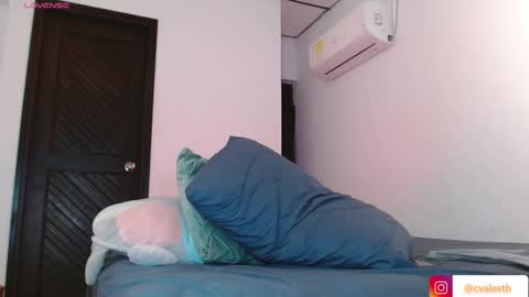 mike_d1030 online show from March 12, 2025, 9:03 pm