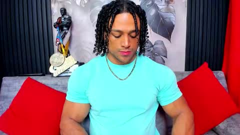   online show from October 13, 2025, 2:00 am