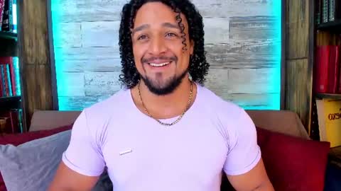 Snapshot of mike_estevess chatting on June 19, 2026, 7:56 am online show from June 19, 2026, 7:56 am