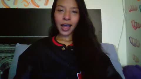 MAITE  MIKE  Sometimes Im with the boy in camera online show from October 21, 2025, 9:10 am