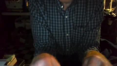 mikeb3200 online show from February 26, 2025, 2:15 am