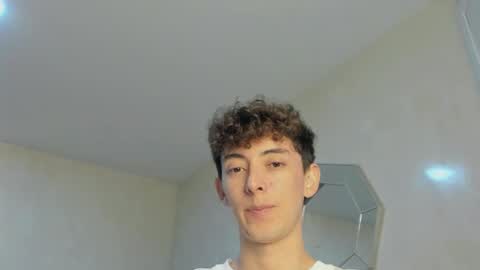 Mikebelf4 online show from November 17, 2025, 10:59 pm