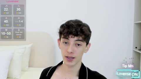 Mikebelf4 online show from April 4, 2026, 4:37 pm