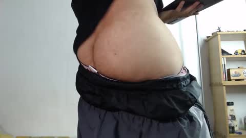 Snapshot of mikedick_420 chatting on February 19, 2025, 3:50 am mikedick_420 online show from February 19, 2025, 3:50 am