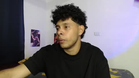 Snapshot of mikedick_420 chatting on March 11, 2025, 12:44 am mikedick_420 online show from March 11, 2025, 12:44 am