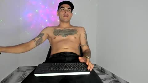 mikee_scooth online show from March 20, 2026, 4:28 am