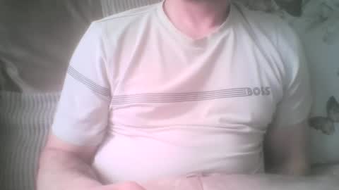 mikehockishuge9 online show from May 17, 2026, 6:37 pm