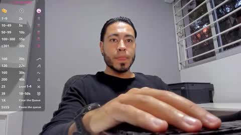 Mike online show from October 25, 2025, 10:15 pm