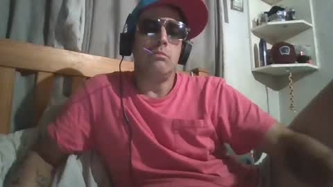Snapshot of mikeundies chatting on July 9, 2026, 1:31 am mikeundies online show from July 9, 2026, 1:31 am