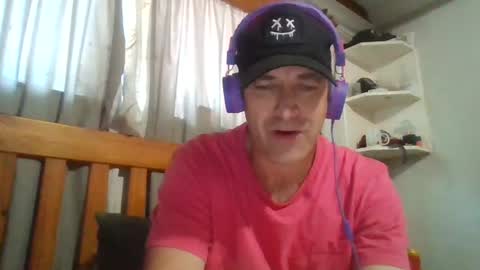 Snapshot of mikeundies chatting on July 10, 2026, 7:45 am mikeundies online show from July 10, 2026, 7:45 am
