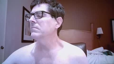 Snapshot of mikewulds chatting on June 8, 2026, 1:44 pm Mike online show from June 8, 2026, 1:44 pm