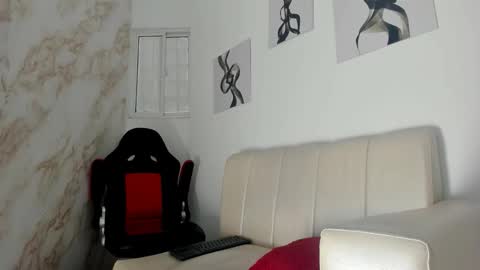 mikey_banji online show from October 12, 2025, 12:59 pm