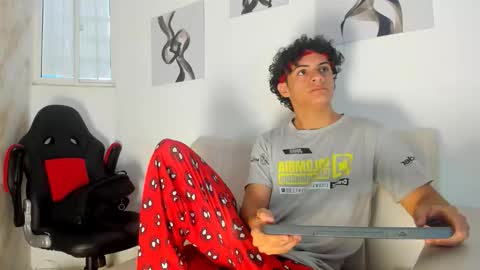 mikey_banji online show from October 17, 2025, 12:30 pm