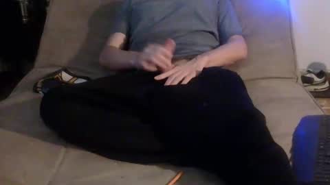 Snapshot of mikey_silver chatting on December 15, 2024, 3:24 am mikey_silver online show from December 15, 2024, 3:24 am